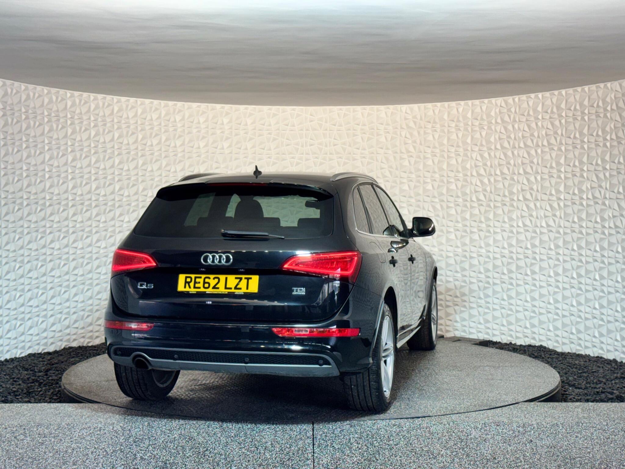 Audi Q5 view 9