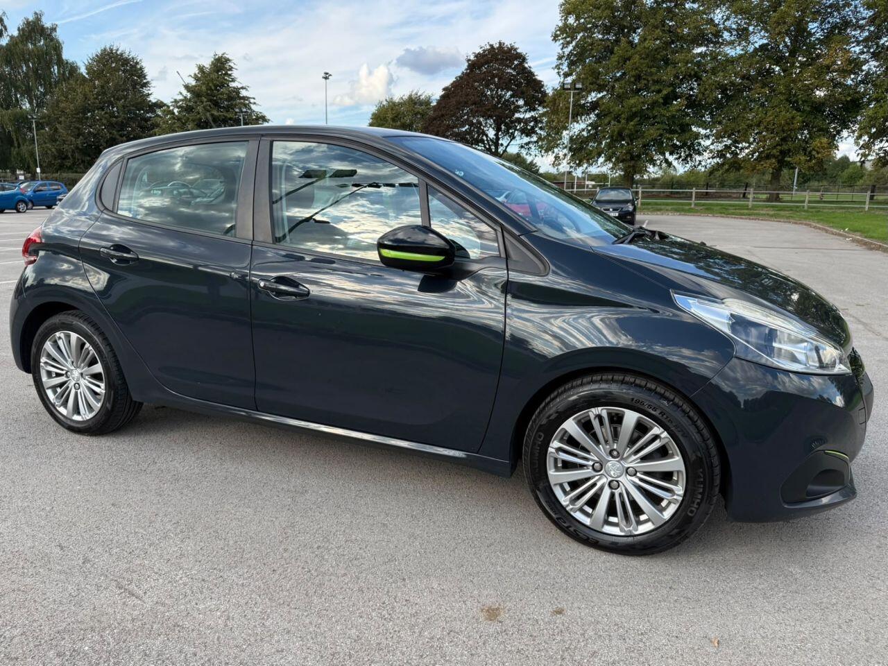 Peugeot 208 view 65