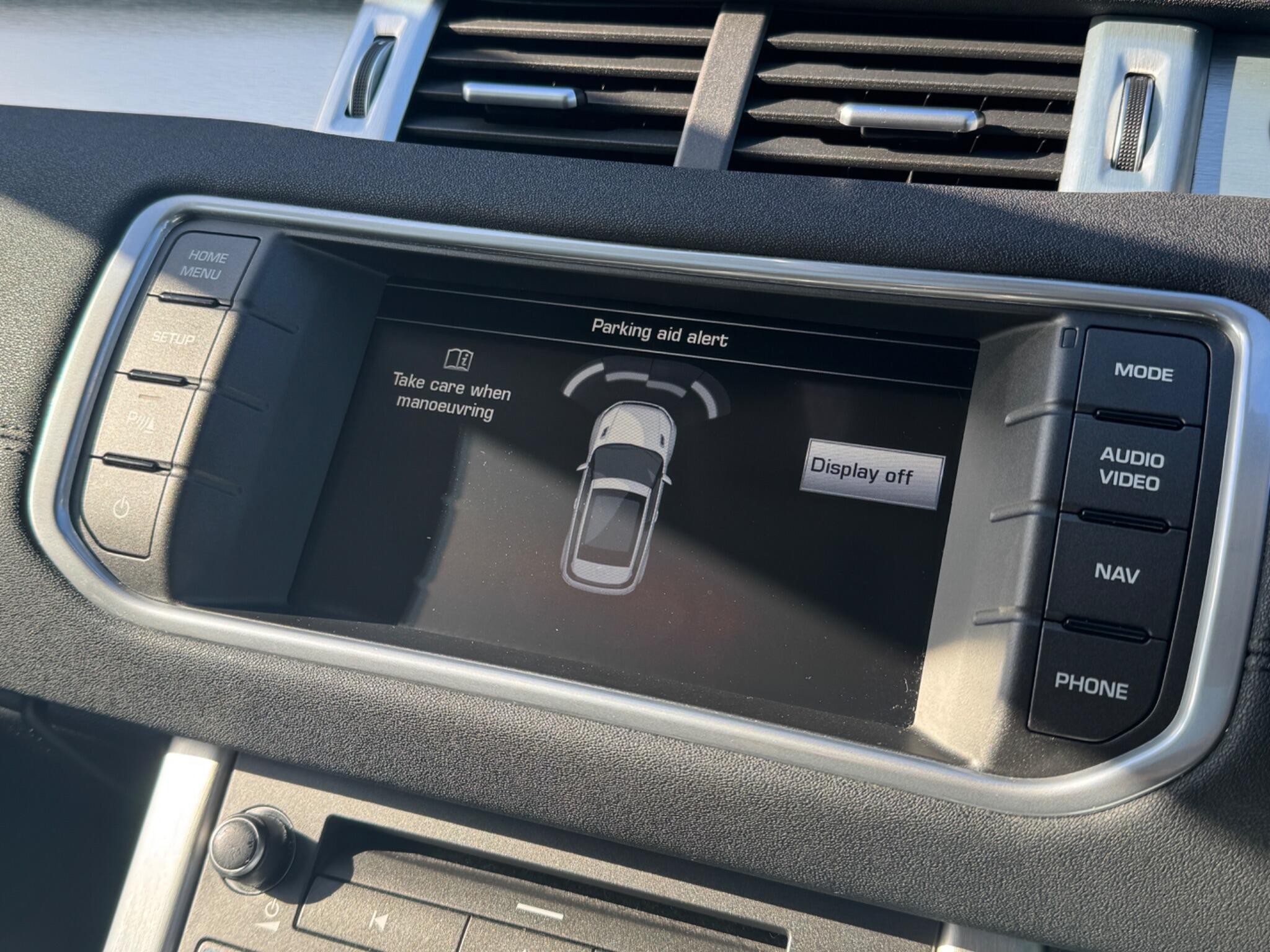 Land Rover Range Rover Evoque view 23