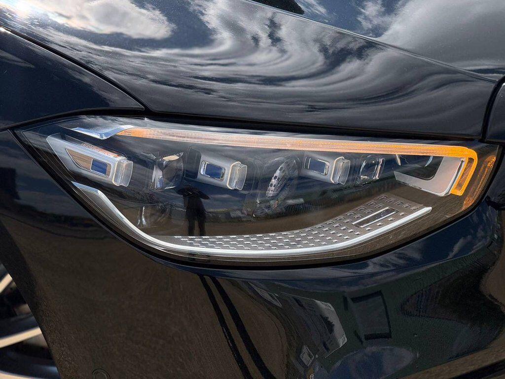 Mercedes-Benz S Class view 92