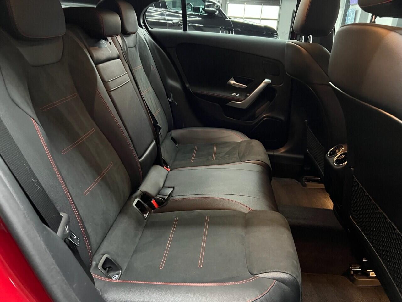 Mercedes-Benz A-Class view 41