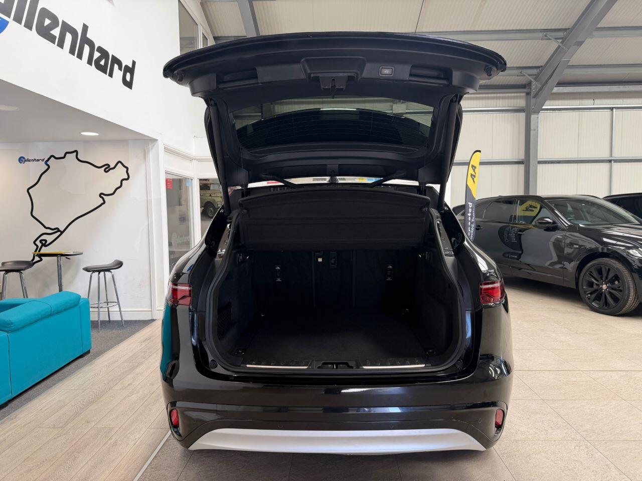 Jaguar F-Pace view 32