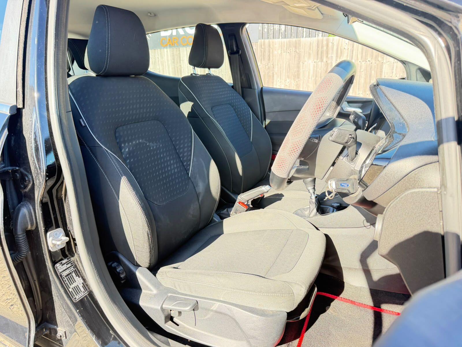 Ford Fiesta view 10