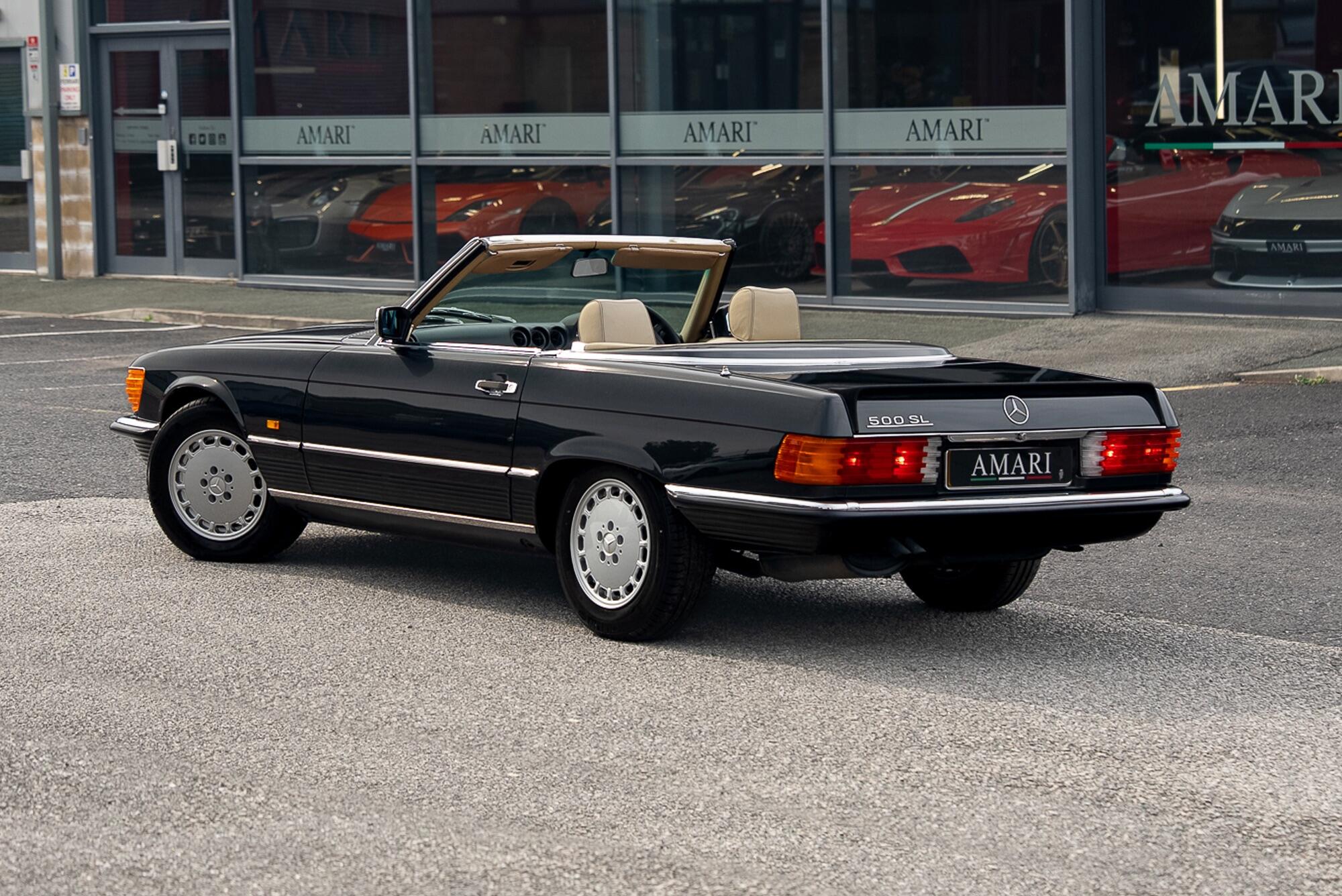 Mercedes-Benz 500 SL view 77