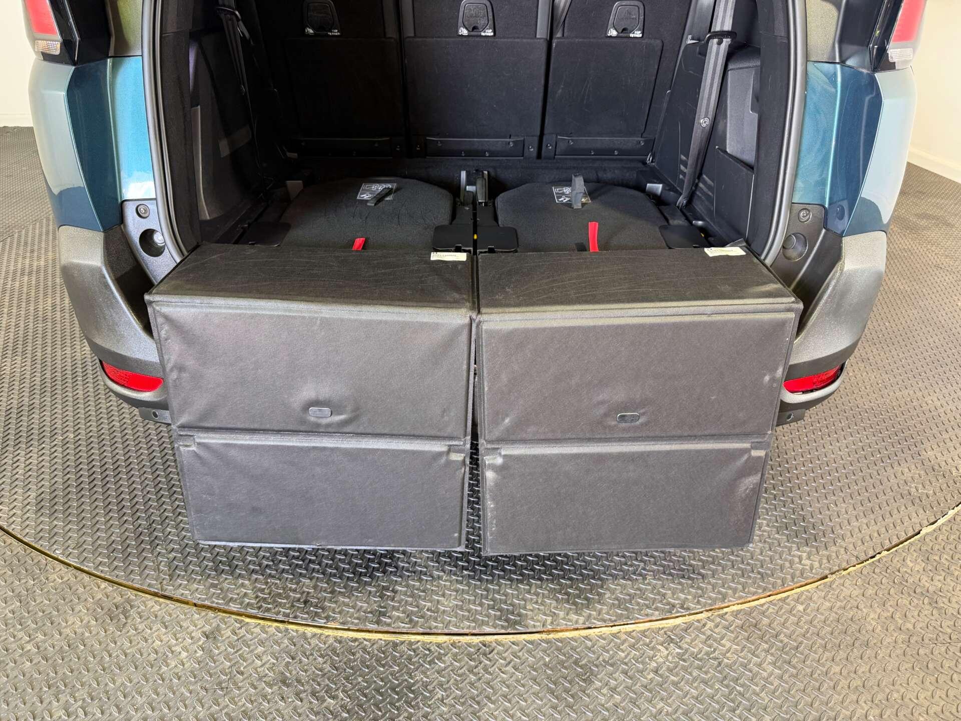Peugeot 5008 view 20