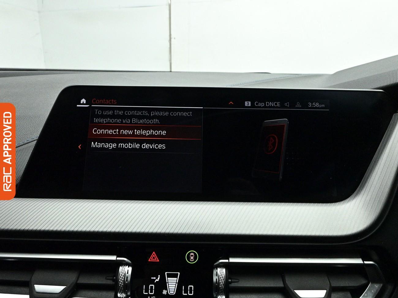 BMW 1 Series view 16