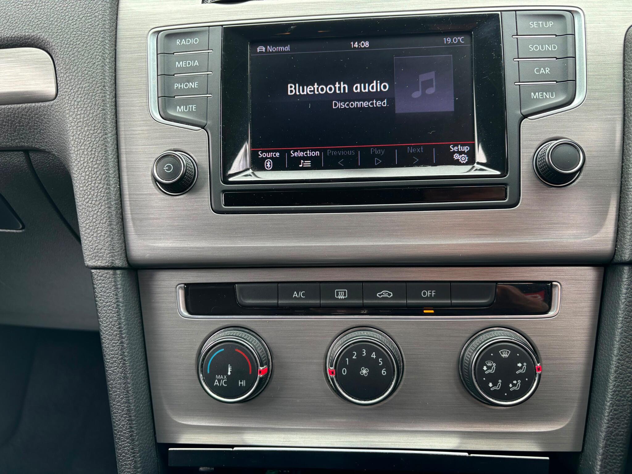 Volkswagen Golf view 15