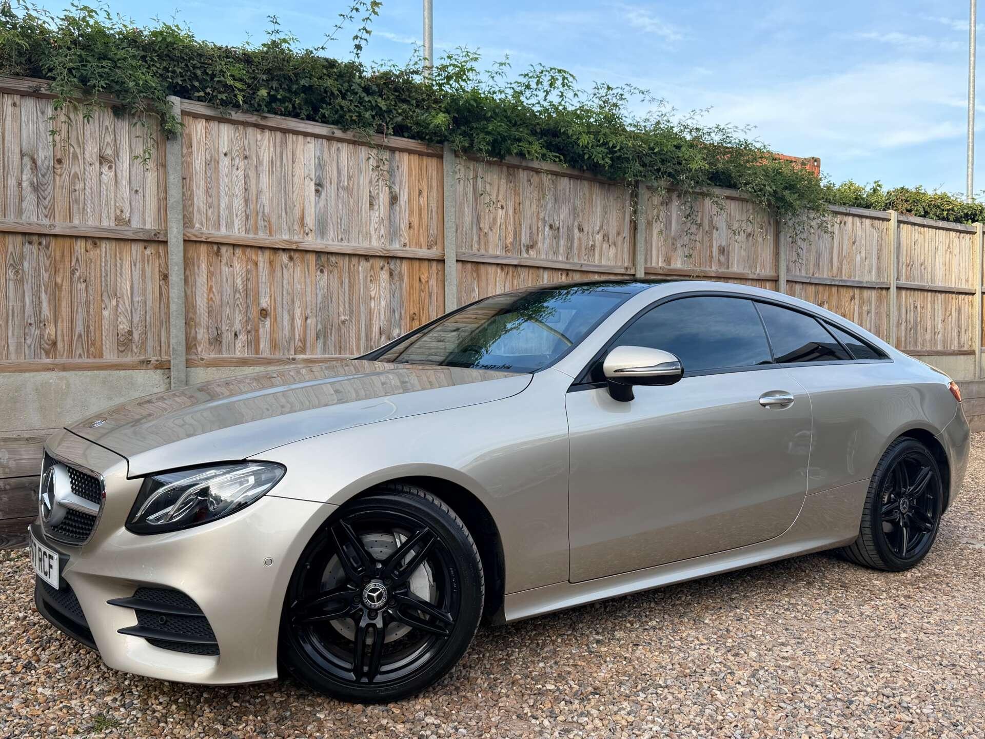 Mercedes-Benz E-Class view 4