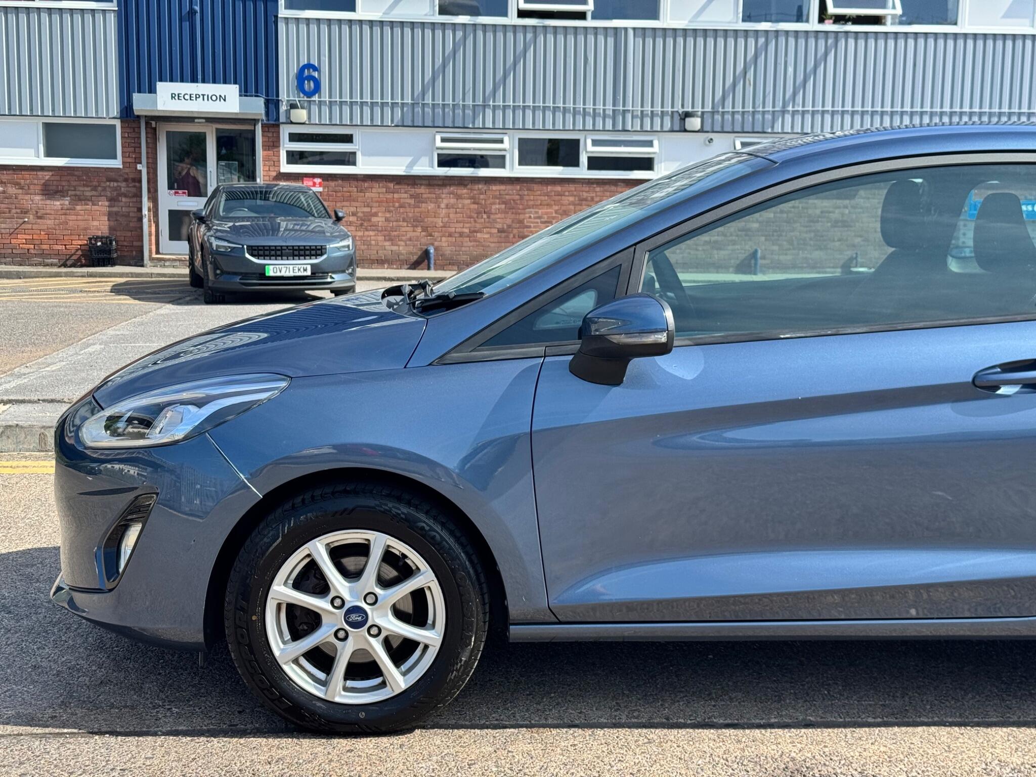 Ford Fiesta view 8