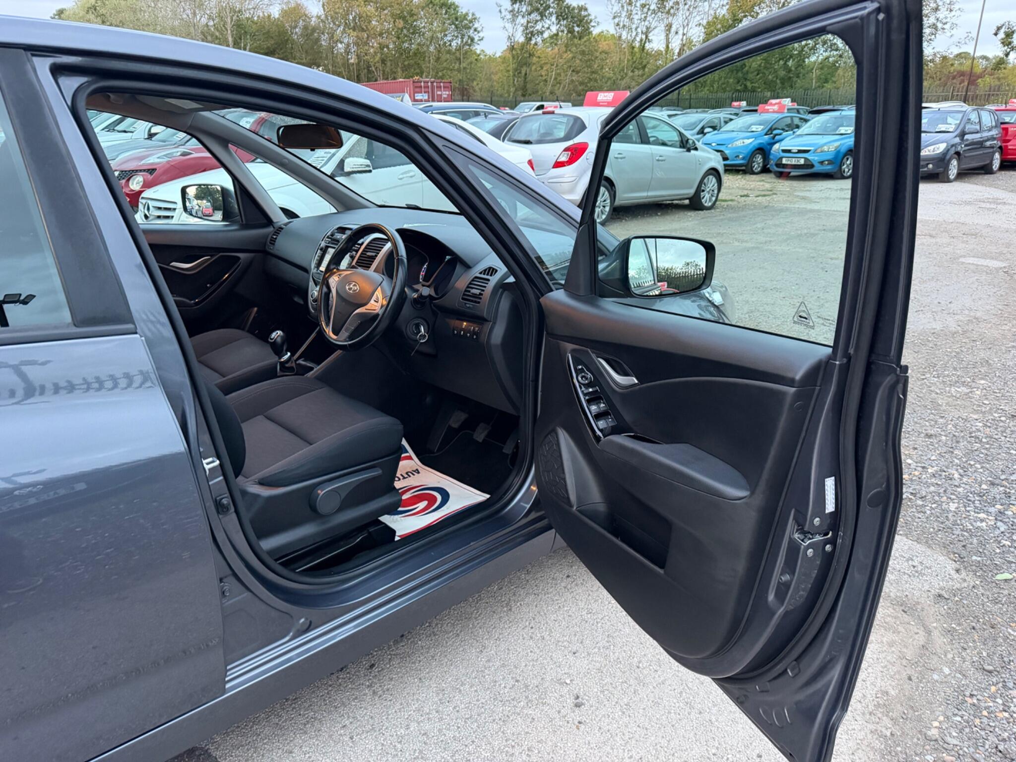 Hyundai Ix20 view 38
