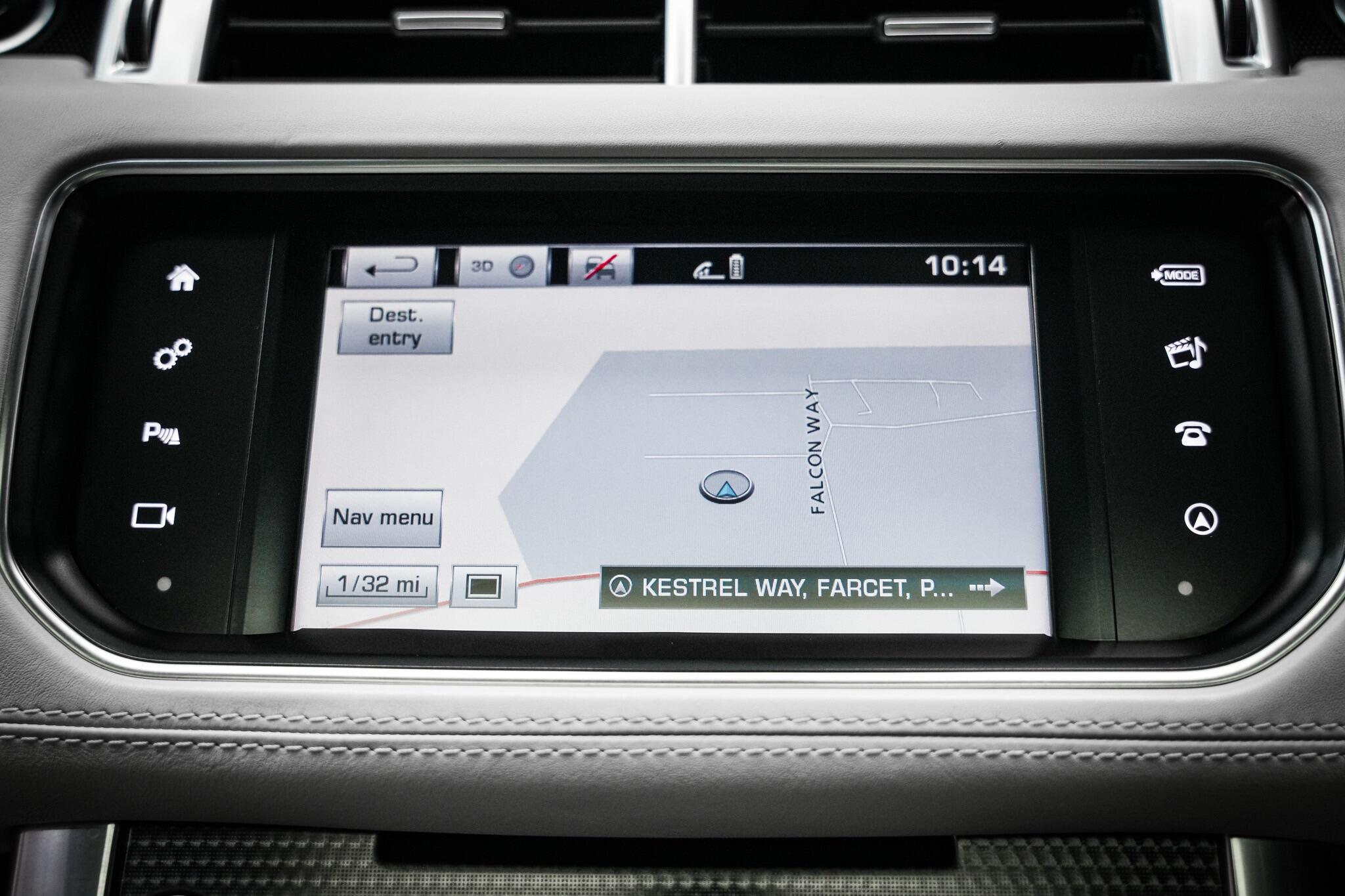 Land Rover Range Rover Sport view 40