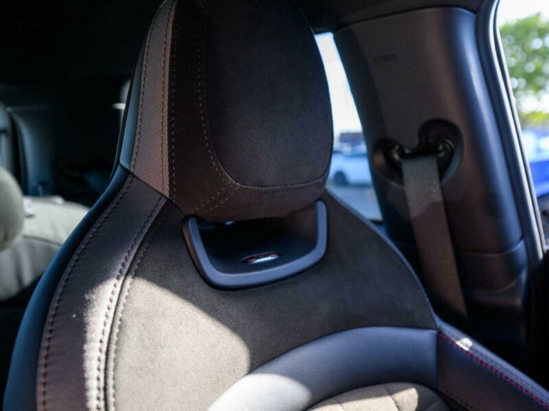 Mini Hatch view 36
