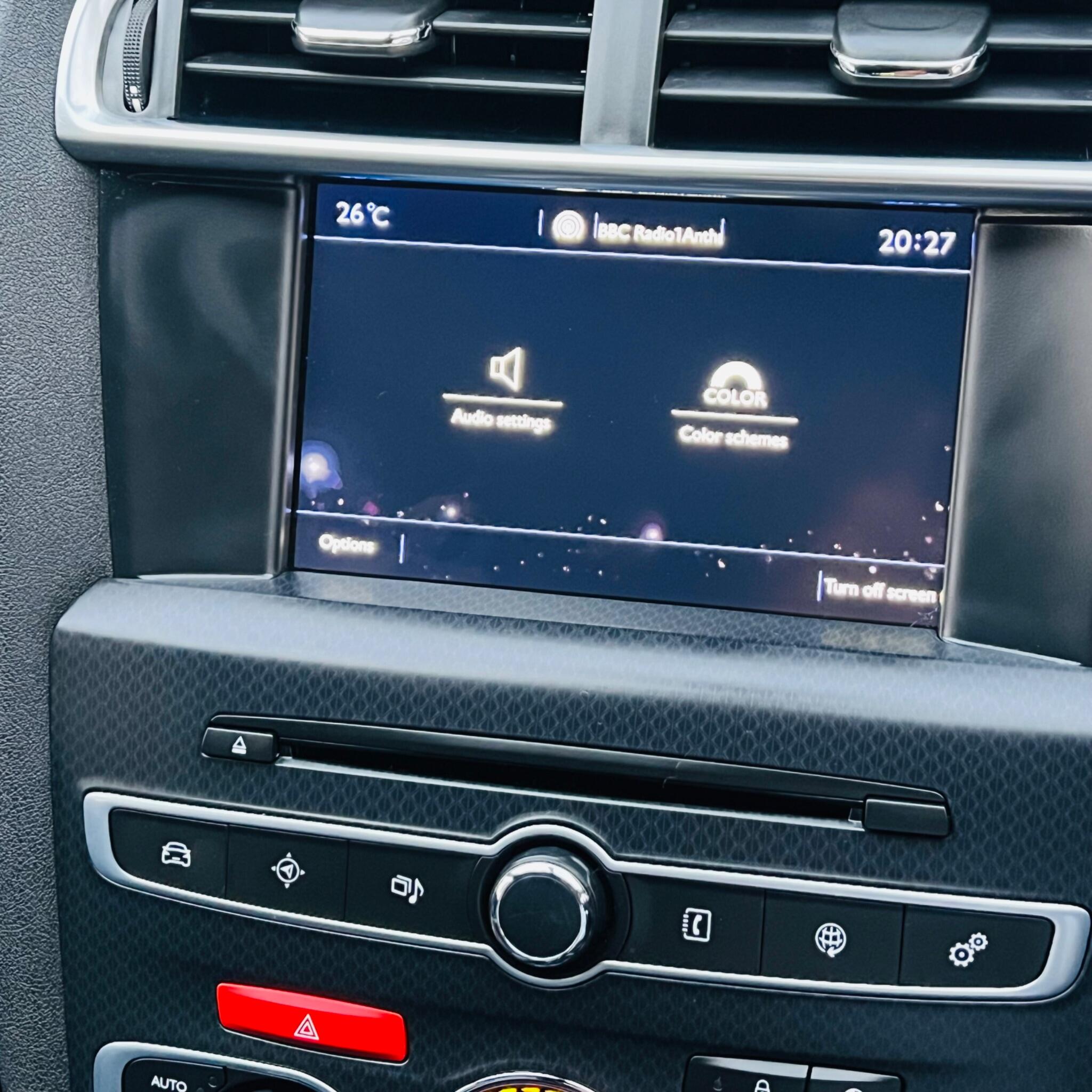 DS Automobiles DS 4 Crossback view 27