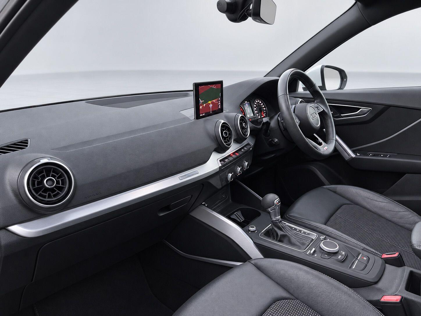 Audi Q2 view 37