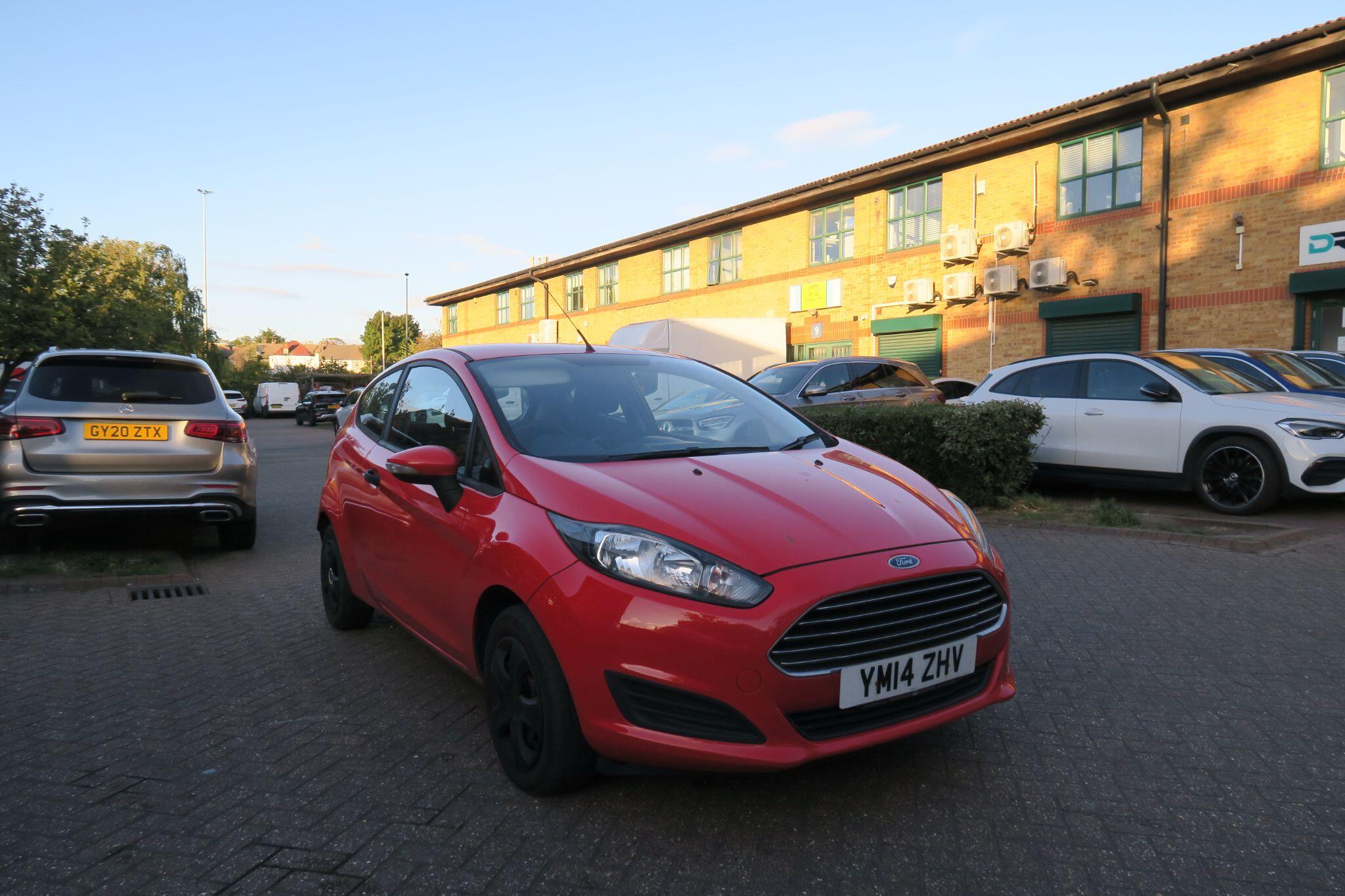 Ford Fiesta view 4