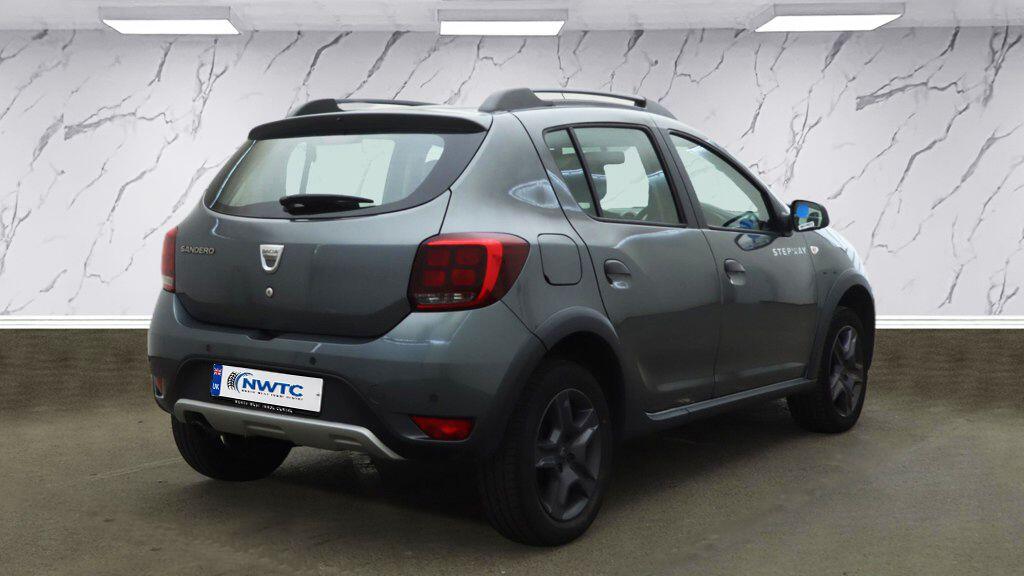 Dacia Sandero view 7