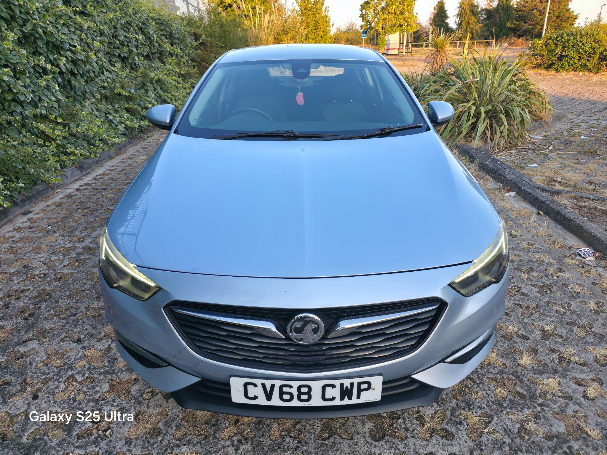 Vauxhall Insignia view 2
