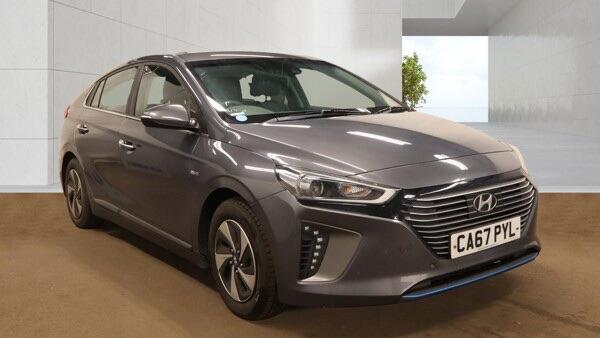 Hyundai Ioniq view 3