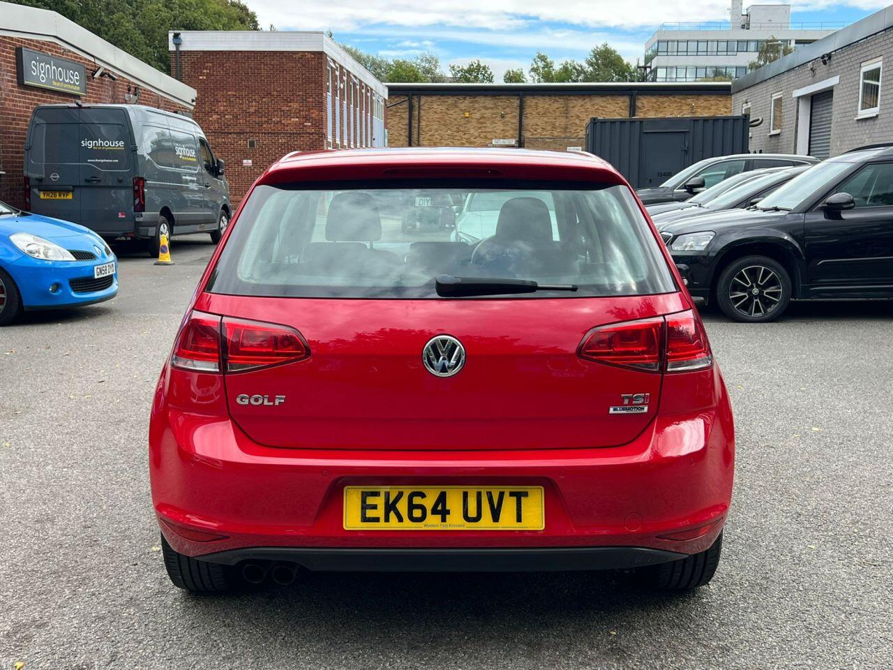 Volkswagen Golf view 5