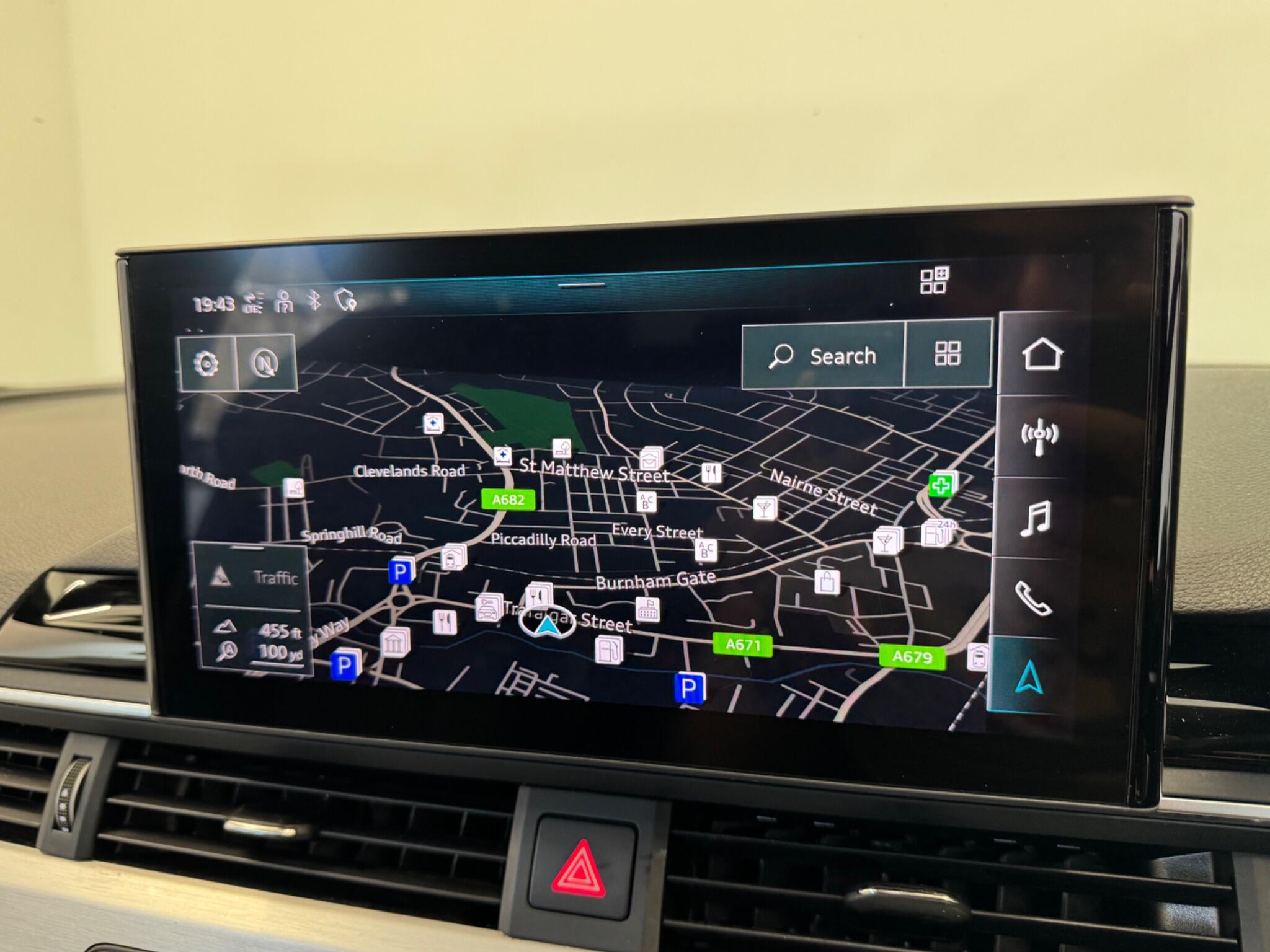 Audi A4 view 35