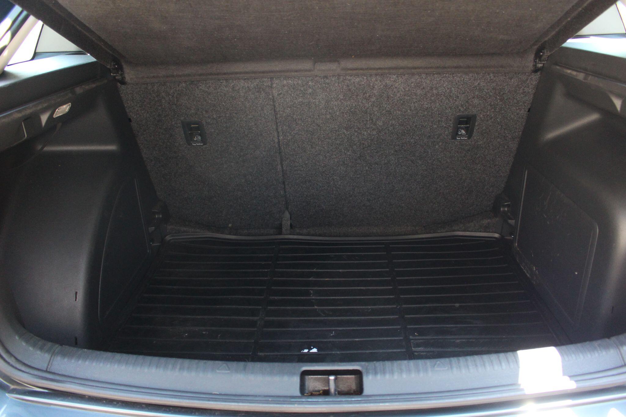 Skoda Rapid Spaceback view 23