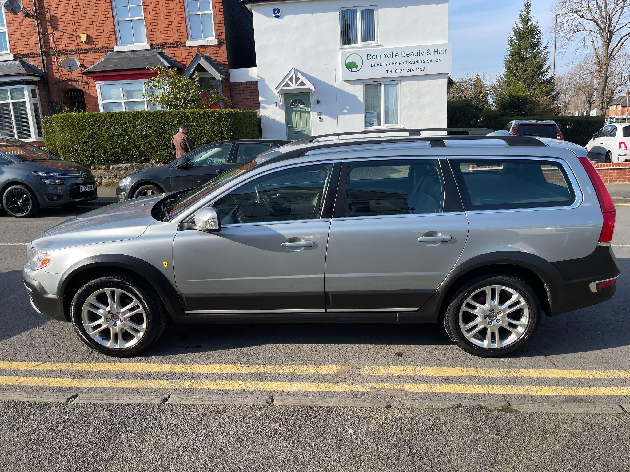 Volvo XC70 view 17