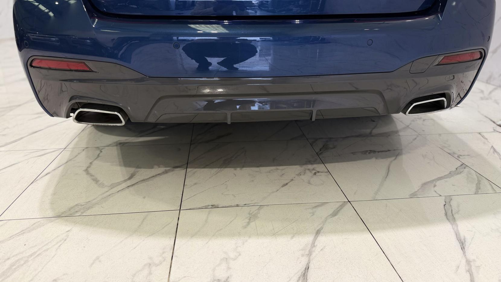 BMW 5 Series view 45