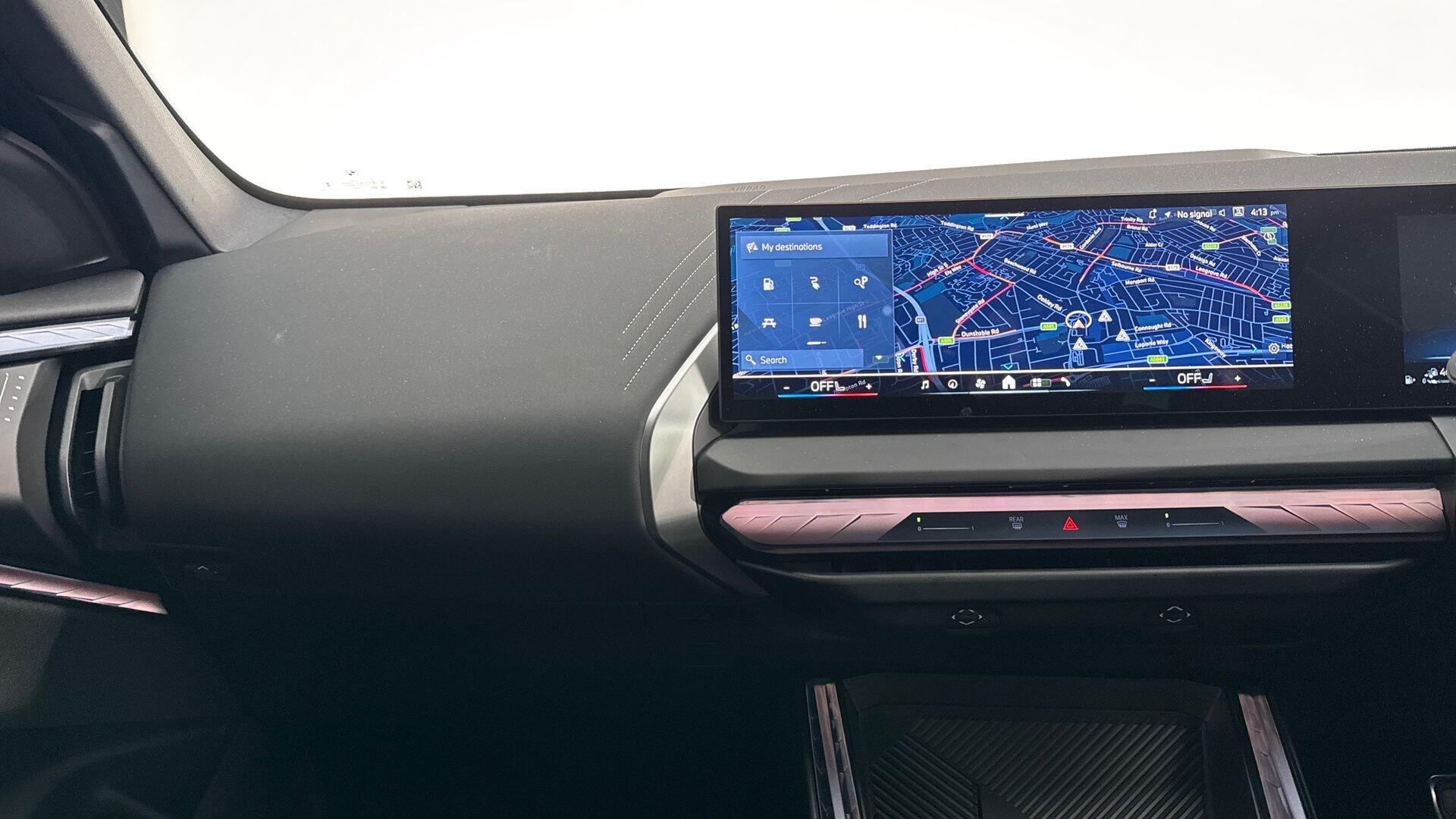 BMW X3 view 8