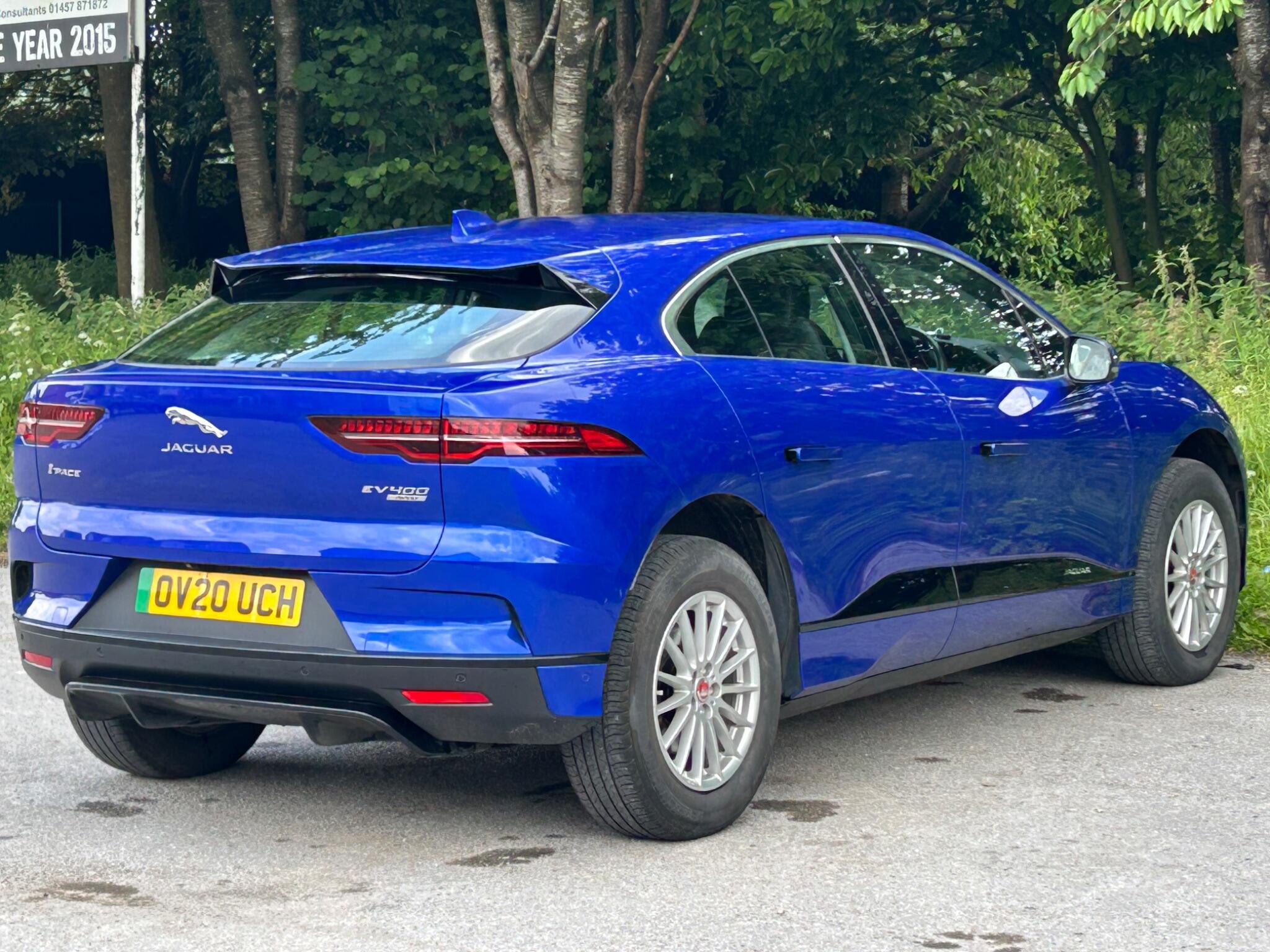 Jaguar I-Pace view 9