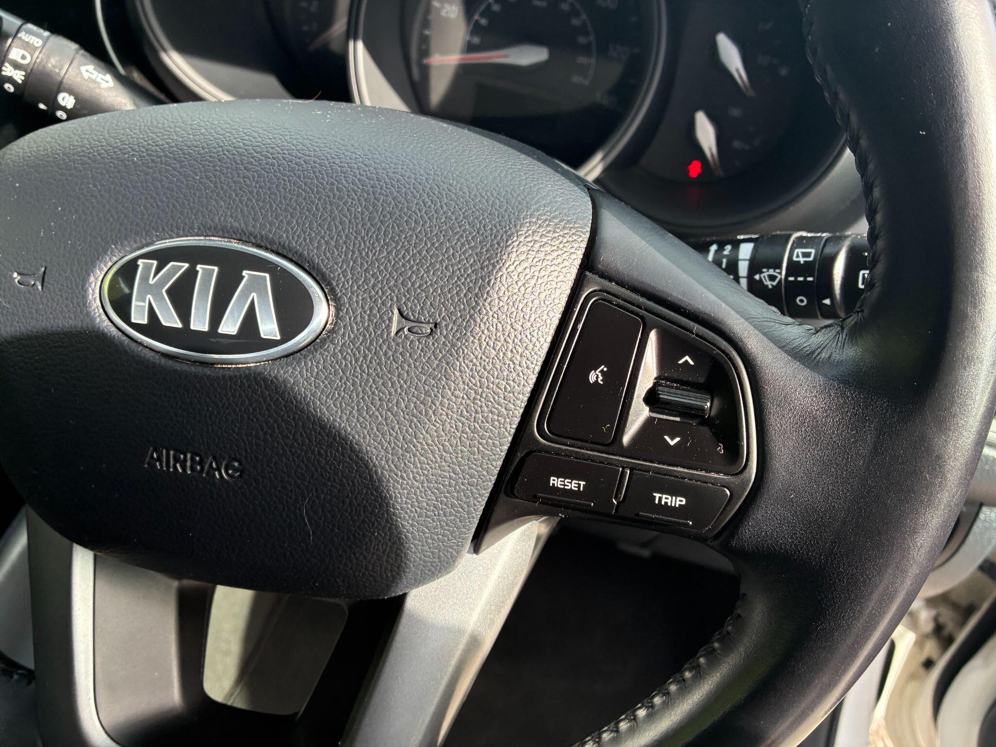 Kia Rio view 20