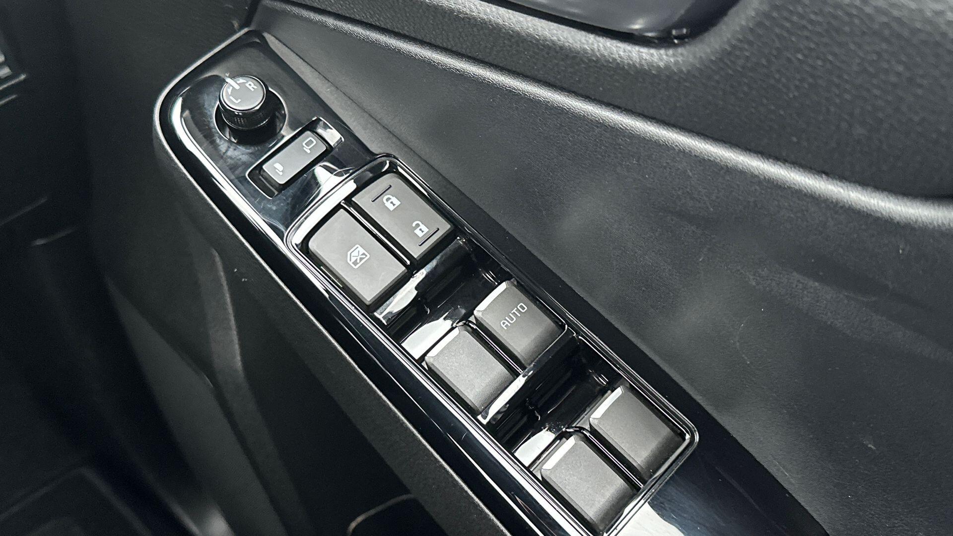 Isuzu D-Max view 20