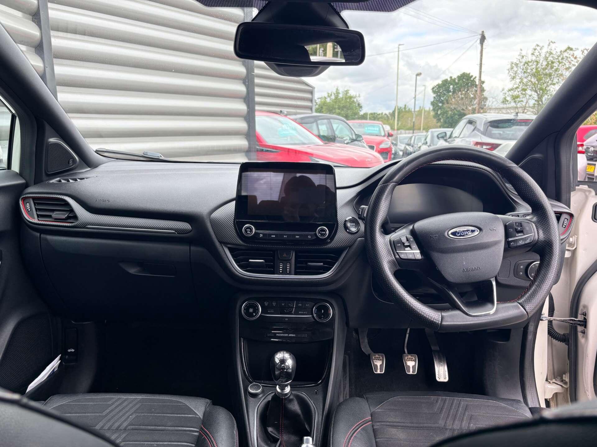Ford Puma view 38