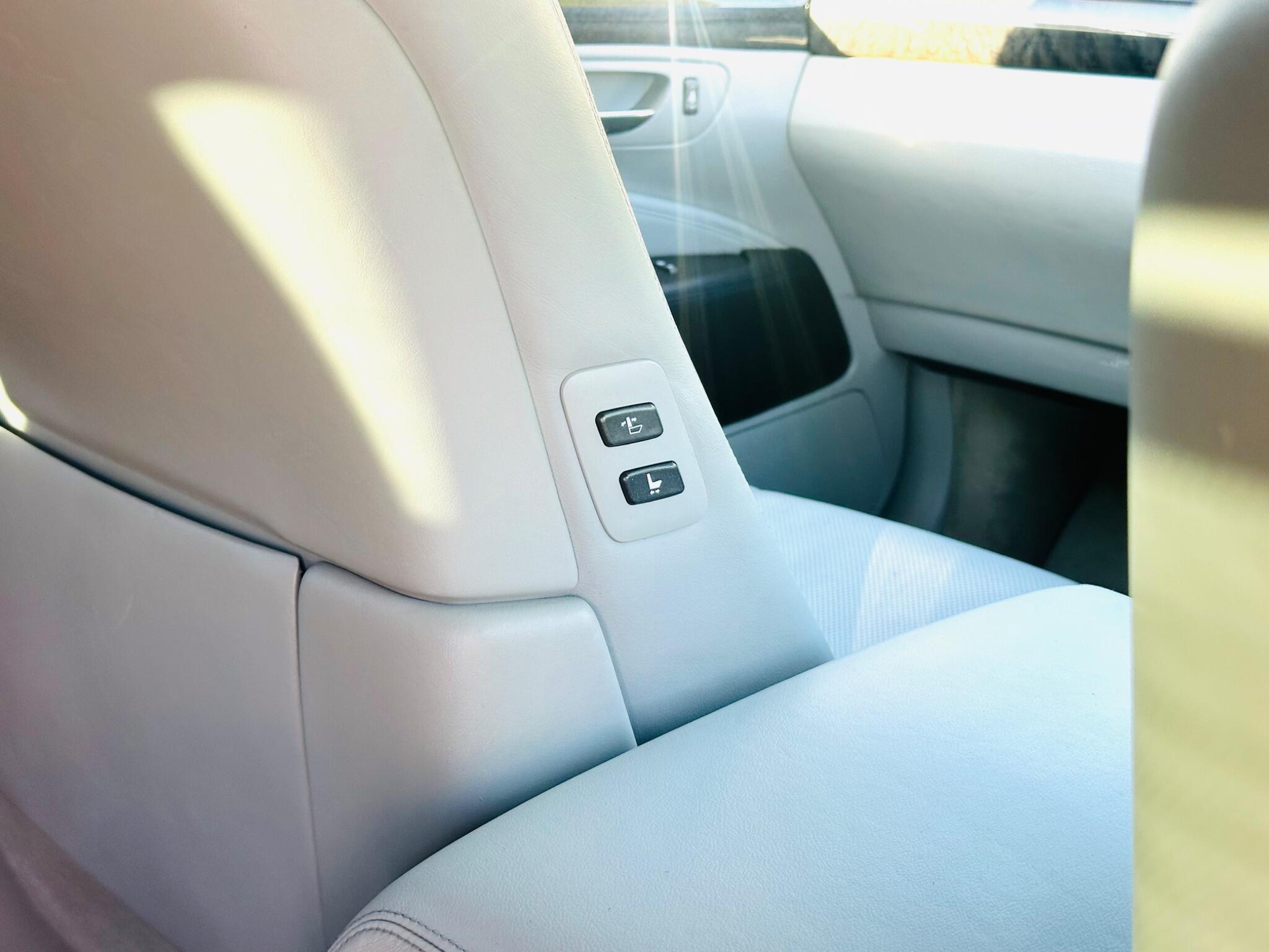 Lexus LS view 54
