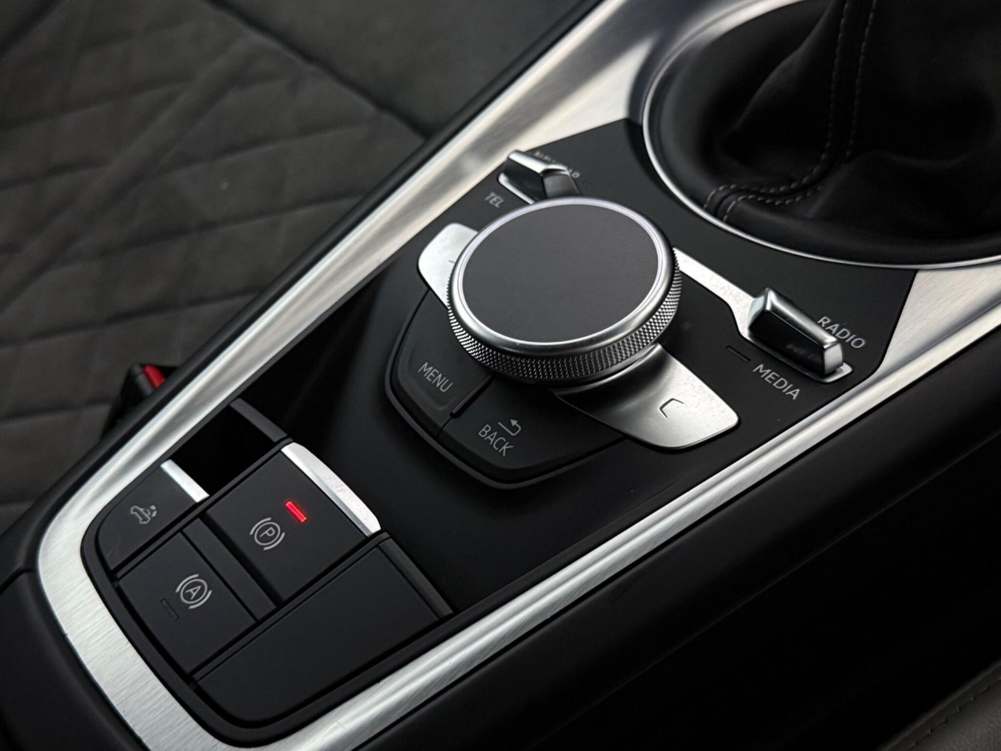 Audi TT view 27