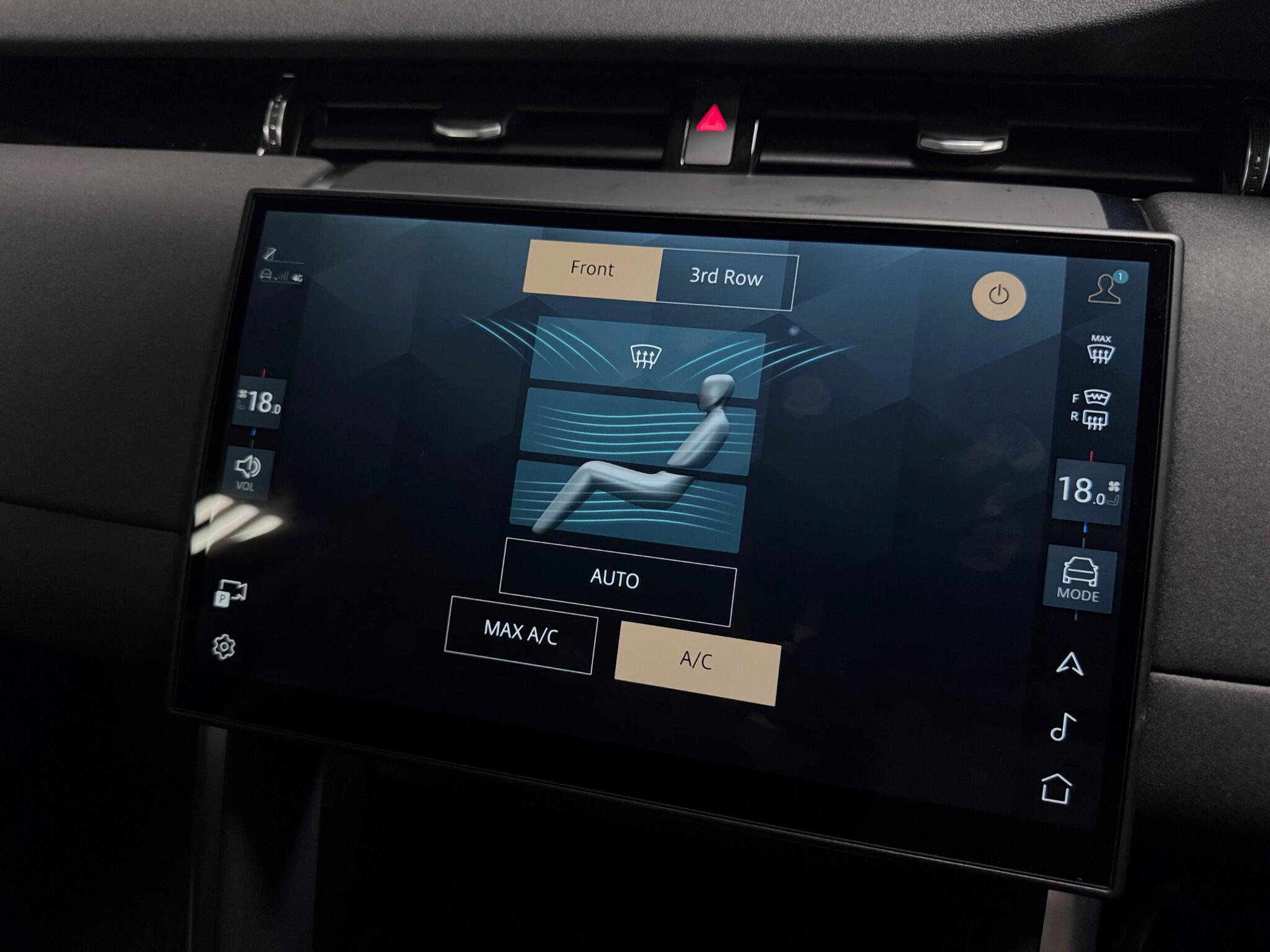 Land Rover Discovery Sport view 50