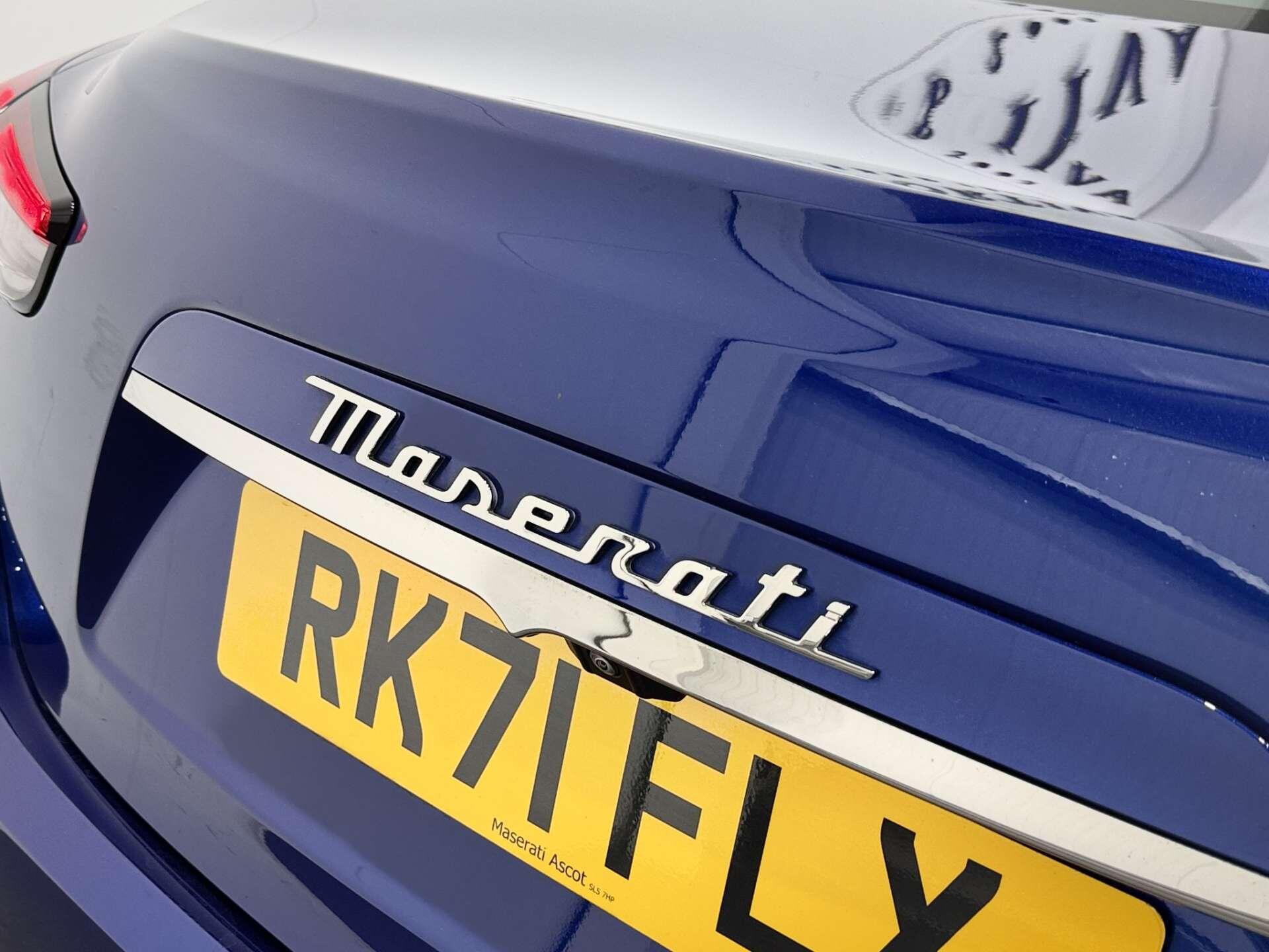 Maserati Ghibli view 25