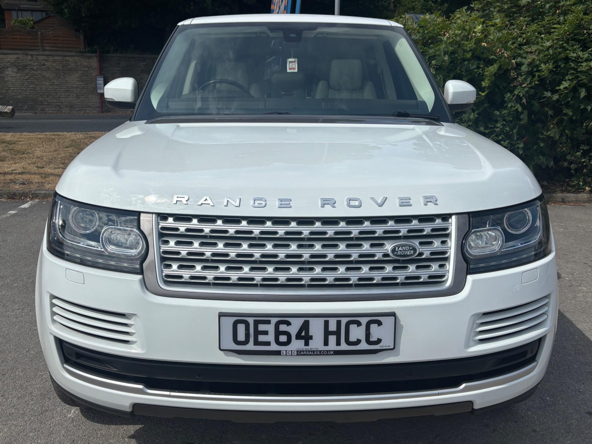 Land Rover Range Rover view 2