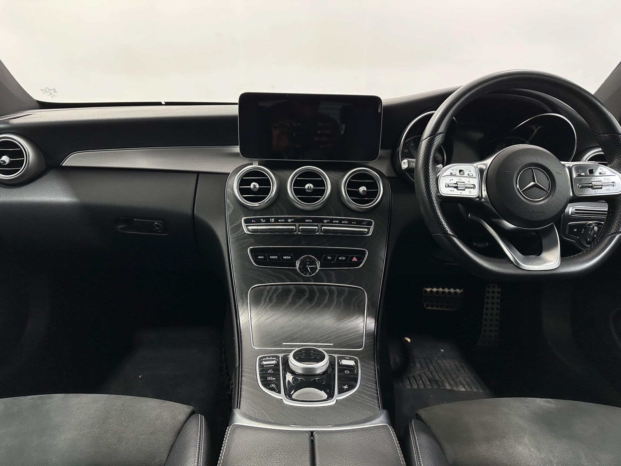 Mercedes-Benz C Class view 21