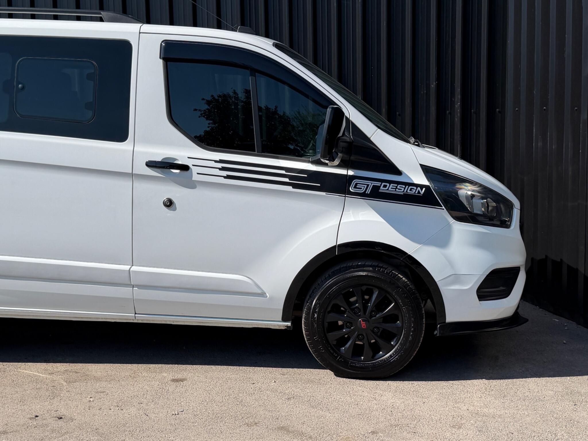 Ford Transit Custom view 28