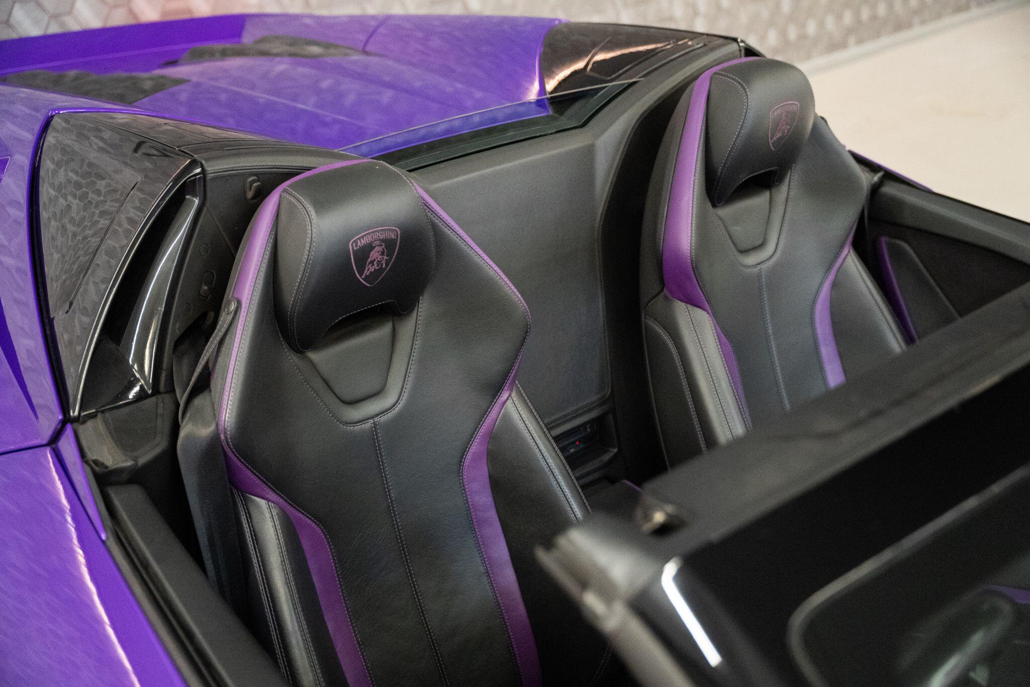 Lamborghini Huracan view 14