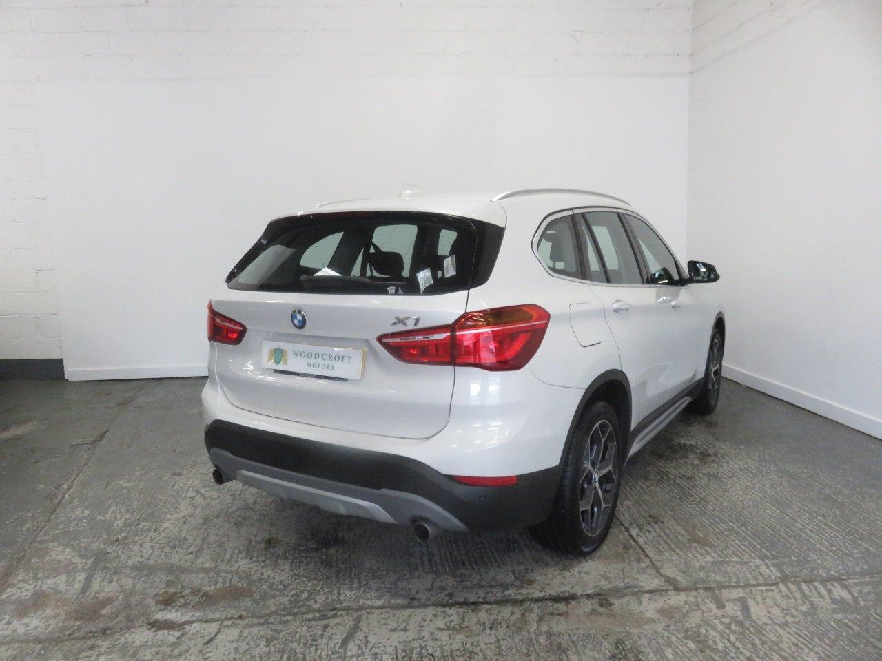 BMW X1 view 8