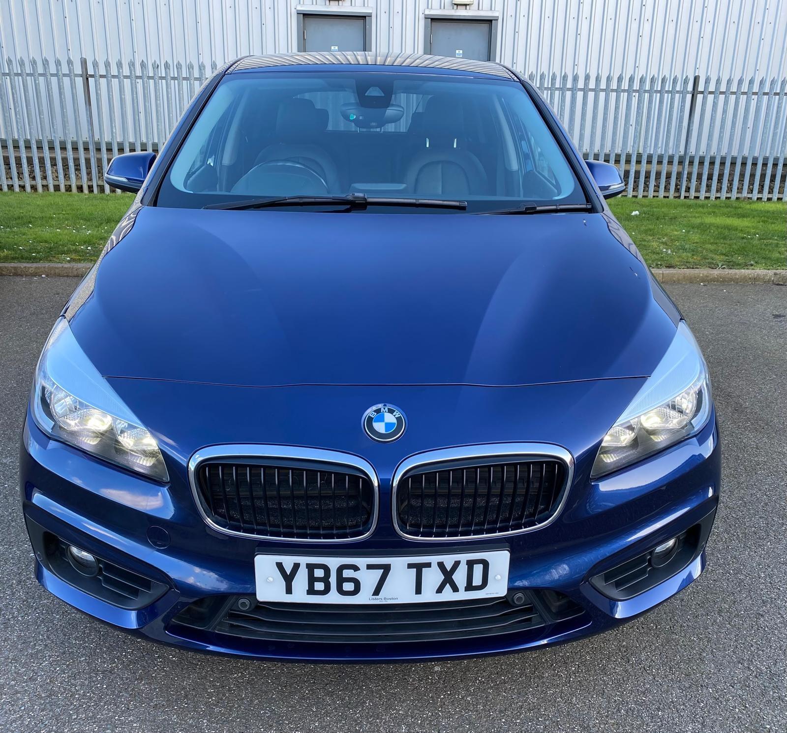 BMW 2 Series Active Tourer view 4