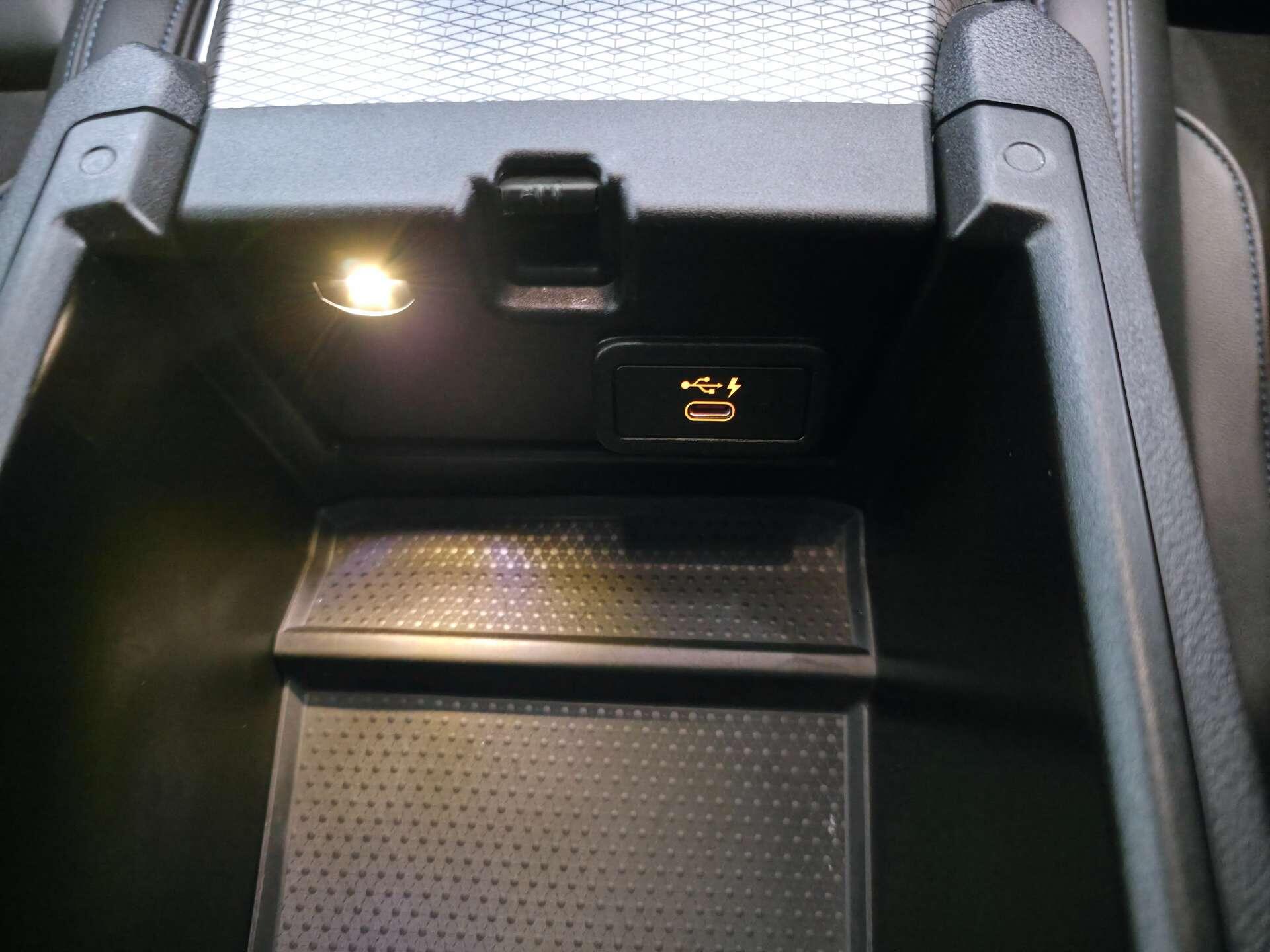 BMW I4 view 48