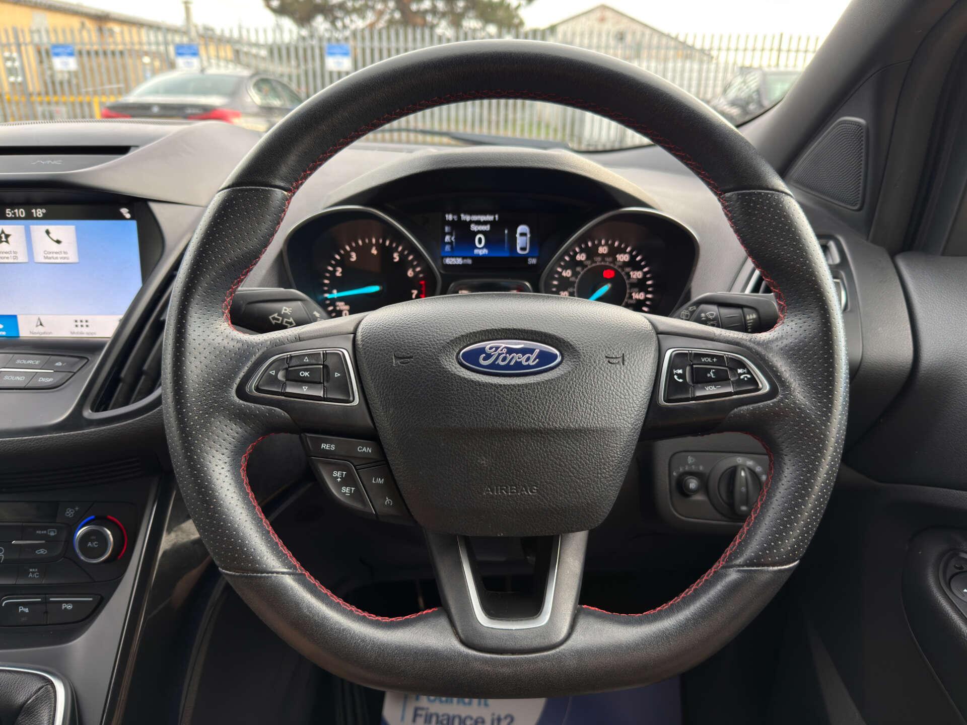Ford Kuga view 52