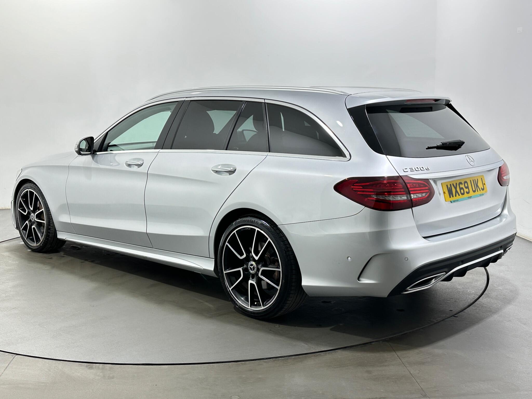 Mercedes-Benz C Class view 6