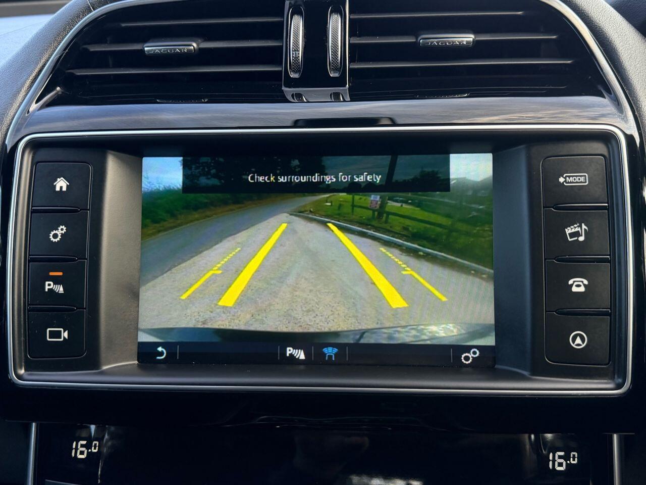Jaguar Xe view 47