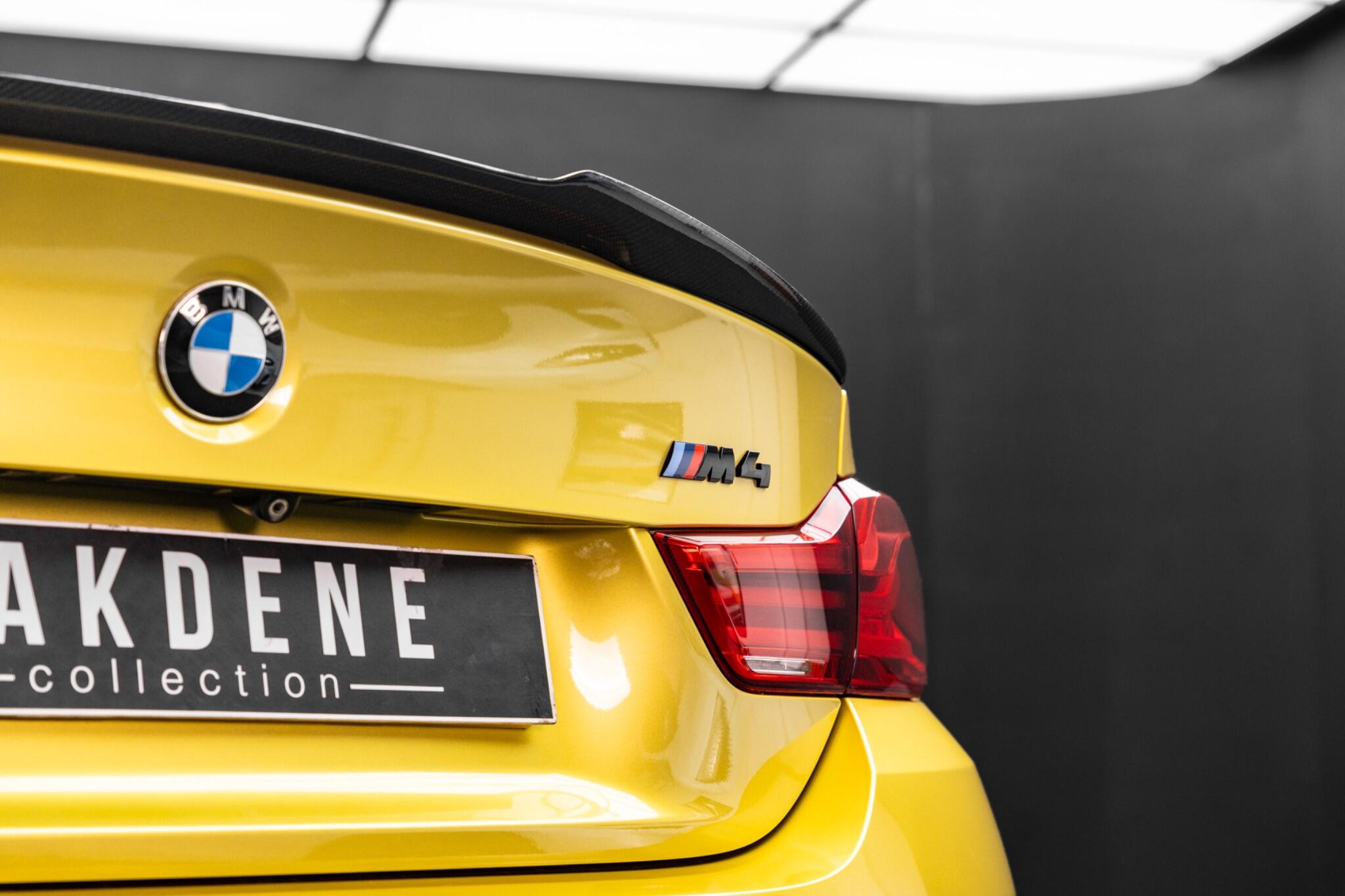BMW M4 view 45