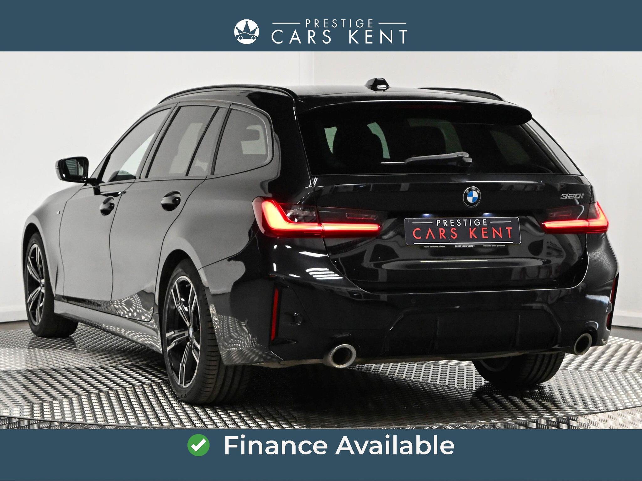 BMW 3 Series view 3