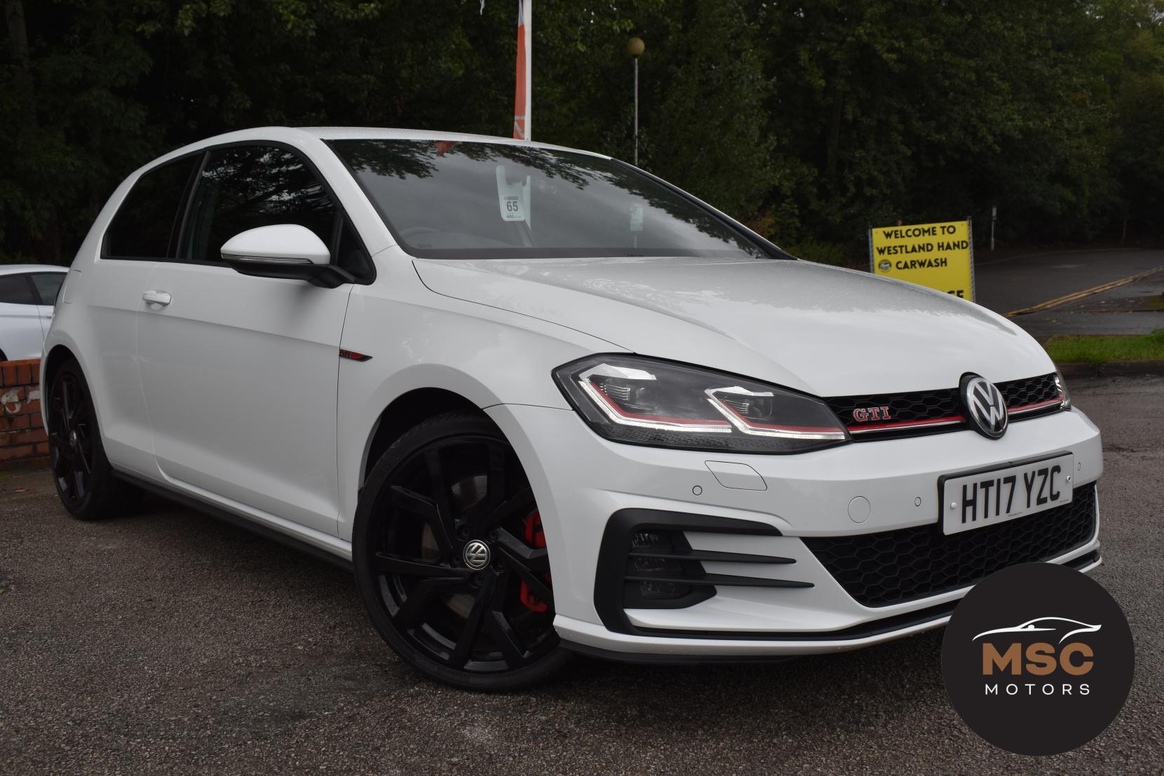 Volkswagen Golf view 2