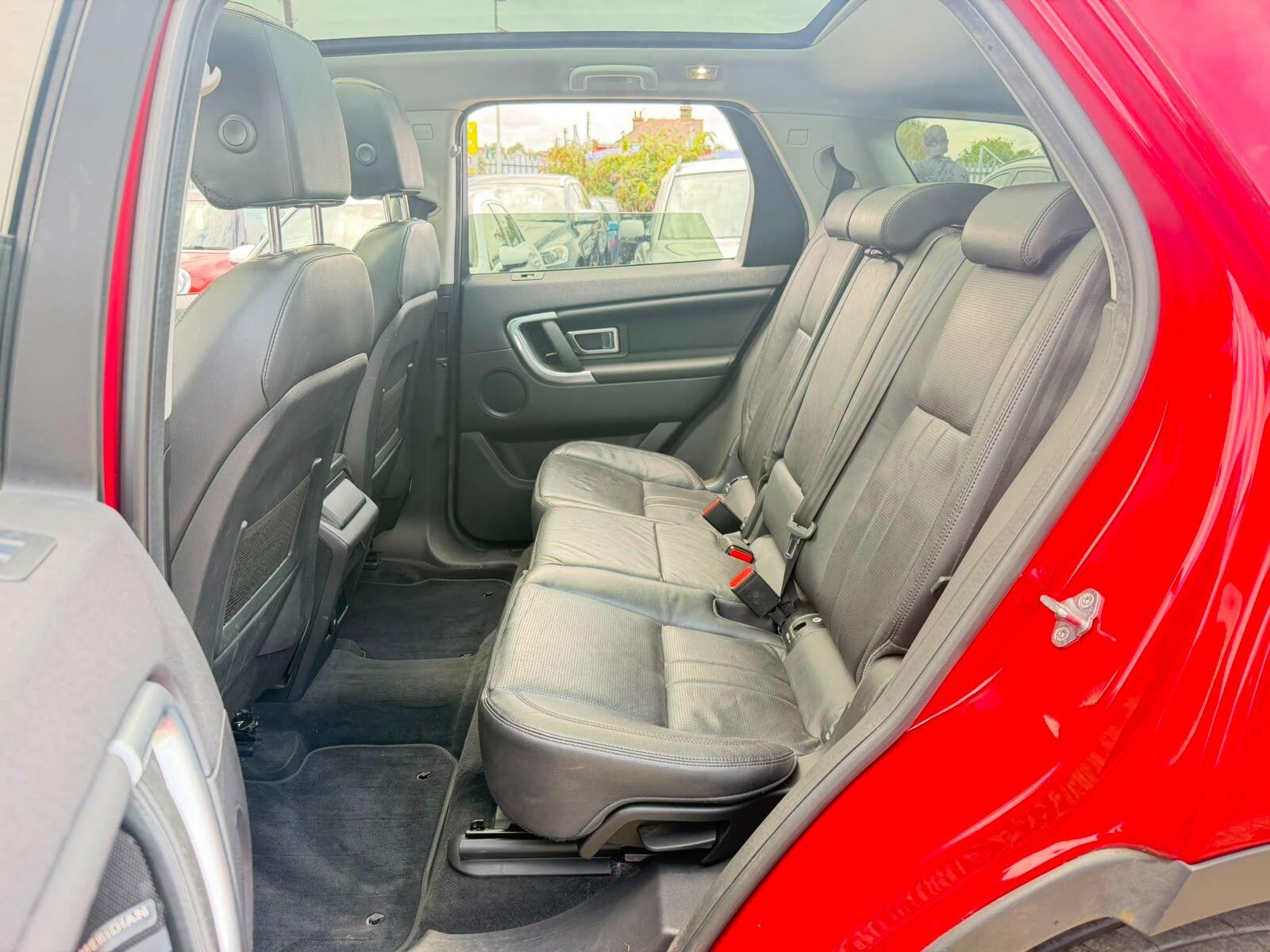 Land Rover Discovery Sport view 18